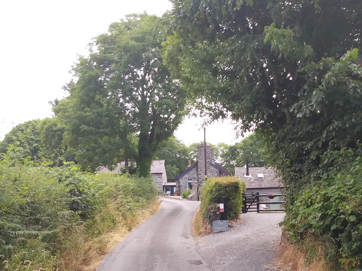 The Bakery Villa Llanddeiniol Exterior photo